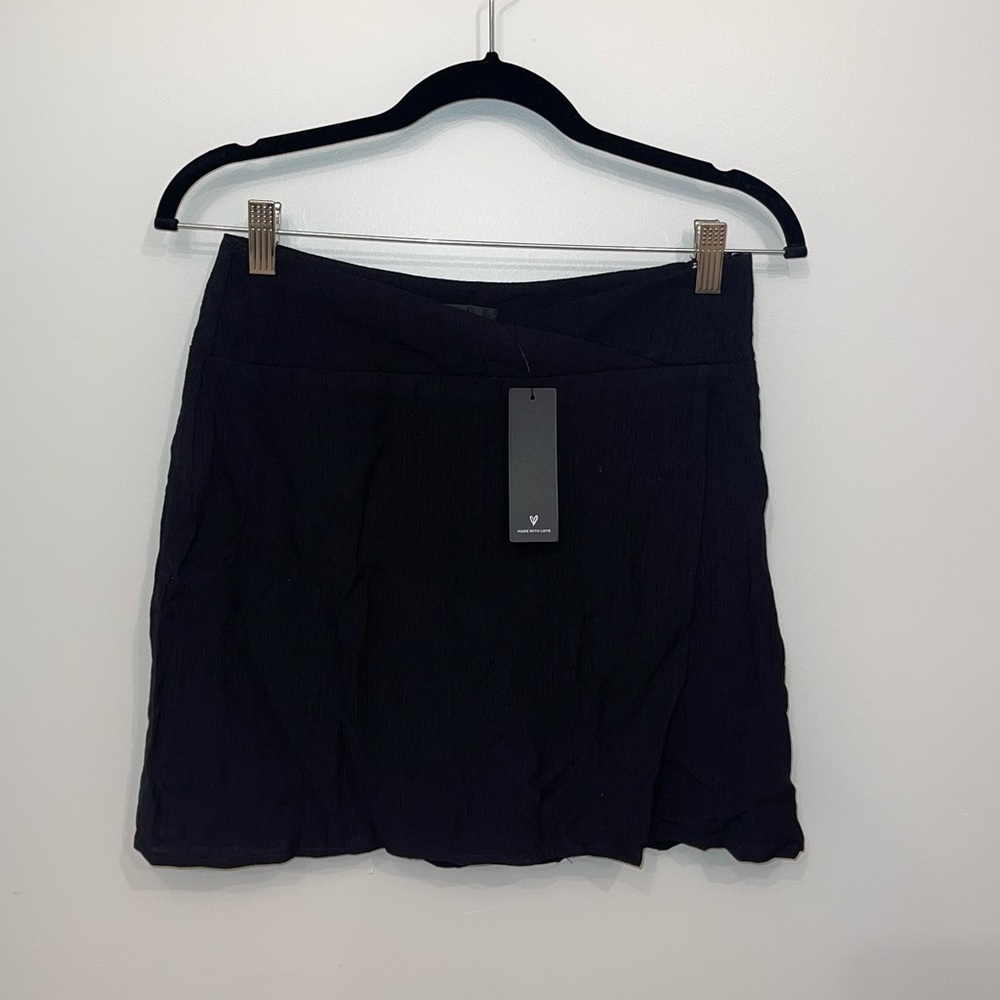 Lulus mini skirt